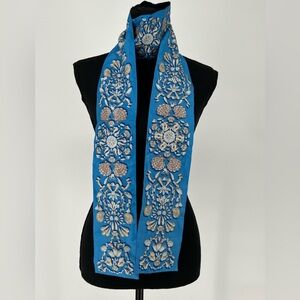 TALBOTS SEASIDE SILK FASHION SCARF